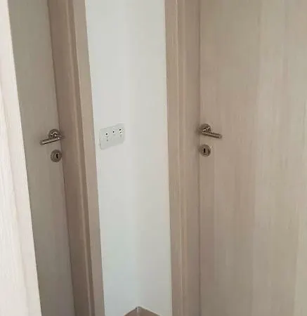 Jan *